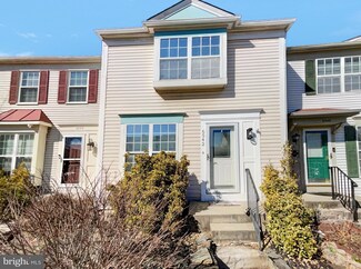 6542 Old Carriage Dr, Alexandria, VA 22315