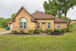 305 West Dr, Munford, TN 38058
