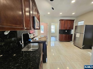 7 Davidson St Unit 1st floor, Clifton, NJ 07011