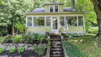 70 Mill Rd, Durham, NH 03824