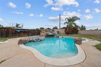 31250 Comotilo Ct, Temecula, CA 92592