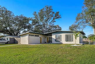 2905 Bay St, Sarasota, FL 34237
