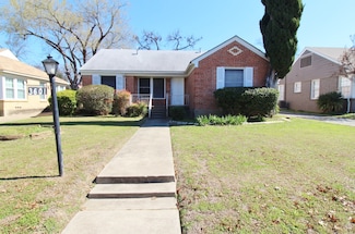 3601 Stadium Dr, Fort Worth, TX 76109