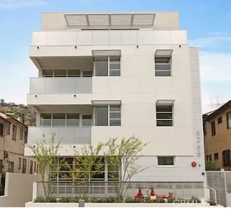 8265 Fountain Ave Unit 302, West Hollywood, CA 90046