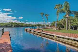 811 SW South River Dr Unit 201, Stuart, FL 34997