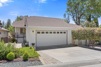 360 Vistamont Dr, Grass Valley, CA 95945