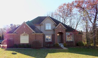 1887 Suncrest Dr Unit 10, Grass Lake, MI 49240
