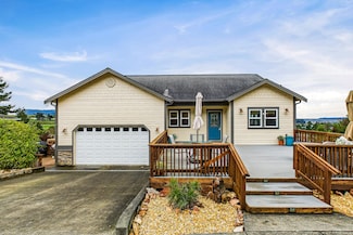 3513 Lexy Ln, Fortuna, CA 95540