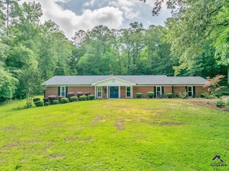 7234 Neal Dr, Macon, GA 31216