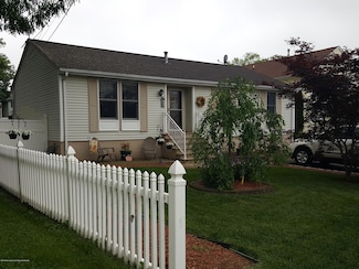 113 Rose St, Cliffwood, NJ 07721