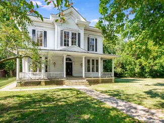 616 Van Buren St, Wilmington, IL 60481