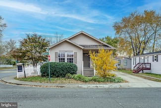 14640 Lufthansa Cir, Chantilly, VA 20151