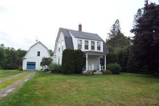 5186 Bennoch Rd, Lagrange, ME 04453