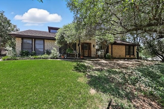 47 Bounty Rd W, Benbrook, TX 76132
