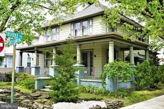 545 Kossuth St, Riverside, NJ 08075