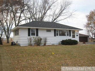 5909 Regent Ave N, Minneapolis, MN 55429