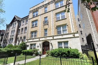 640 W Wrightwood Ave Unit 210, Chicago, IL 60614