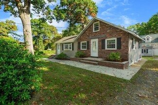 43 Linwood Ave, North Reading, MA 01864