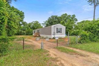 319 Armenia Dr, Pensacola, FL 32505