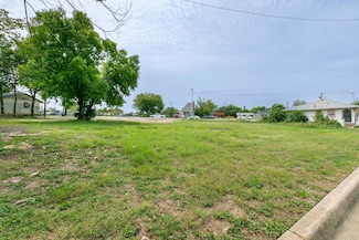 1503 E Vickery Blvd, Fort Worth, TX 76104