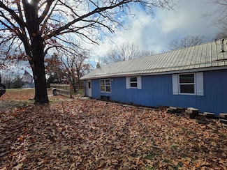 479 Oak Hill Drive Rd, Houston, MO 65483