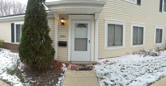1594 Quaker Ln Unit 177B, Prospect Heights, IL 60070
