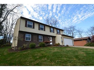 1022 Chanticleer Dr, Crescent, PA 15046