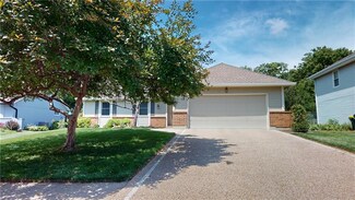 6328 Alden St, Shawnee, KS 66216