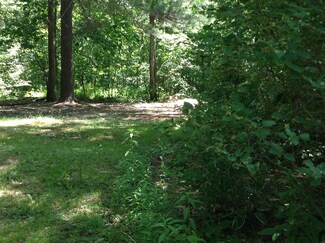 18 Split Oak Cir, Chesterfield, NH 03443