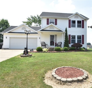 307 Crimson Cir, Campbell, OH 44405