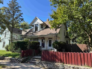 707 Cushing St, South Bend, IN 46616