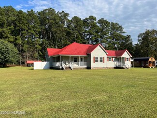10995 New Britton Hwy E, Whiteville, NC 28472