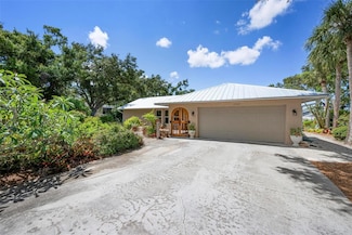 1733 Belvidere Rd, Englewood, FL 34223