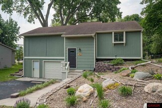 412 Nichols Ct, St. Peter, MN 56082