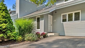 5 Wexford Ct Unit 28, Lenox, MA 01240