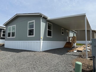 1 Corral Ln Unit 38, Ashland, OR 97520