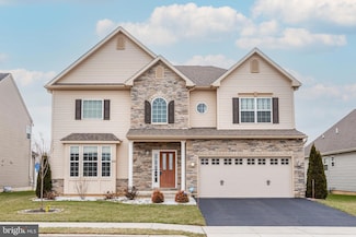 4251 Beech Dr, Lower Nazareth Township, PA 18064
