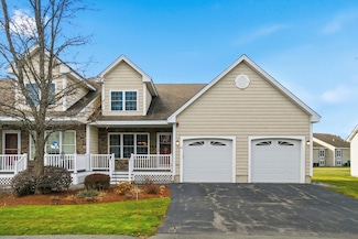 9 Doveton Ln Unit B, Hudson, NH 03051