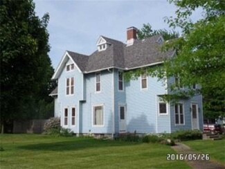 305 E Church St, West Unity, OH 43570