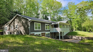 10315 Tanglewood Dr, Huntingdon, PA 16652