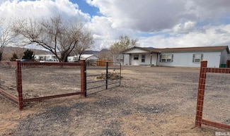 8645 Santa fe Trail, Silver Springs, NV 89429