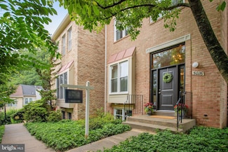 5026 Cloister Dr, Rockville, MD 20852