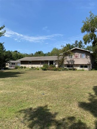 2431 Jelinski Cir, Plover, WI 54467