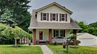 9735 Valley View Rd, Pittsburgh, PA 15237