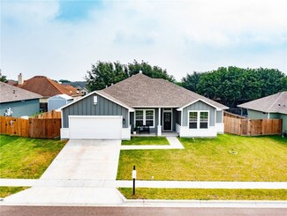105 Compton St, Odem, TX 78370