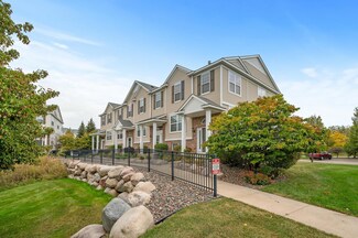 5179 Fairpoint Dr N, Hugo, MN 55038