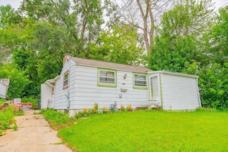 805 Mayer Ave, Madison, WI 53704