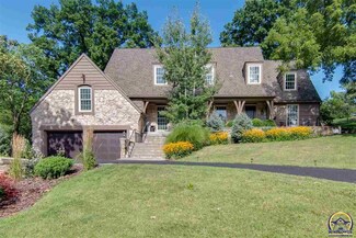 2746 SW MacVicar Ave, Topeka, KS 66611