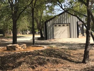 4612 Elementary Dr, Southmayd, TX 76268