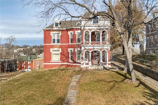 1311 Francis St, Saint Joseph, MO 64501